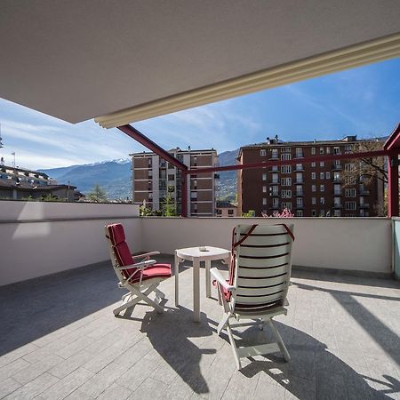 손드리오 Piazzi House 아파트 호텔 외부 사진
